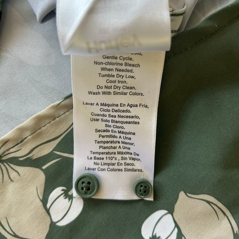 Hurley men’s green Hawaiian print short sleeve button-down size XXL 
￼ - Picture 8 of 8